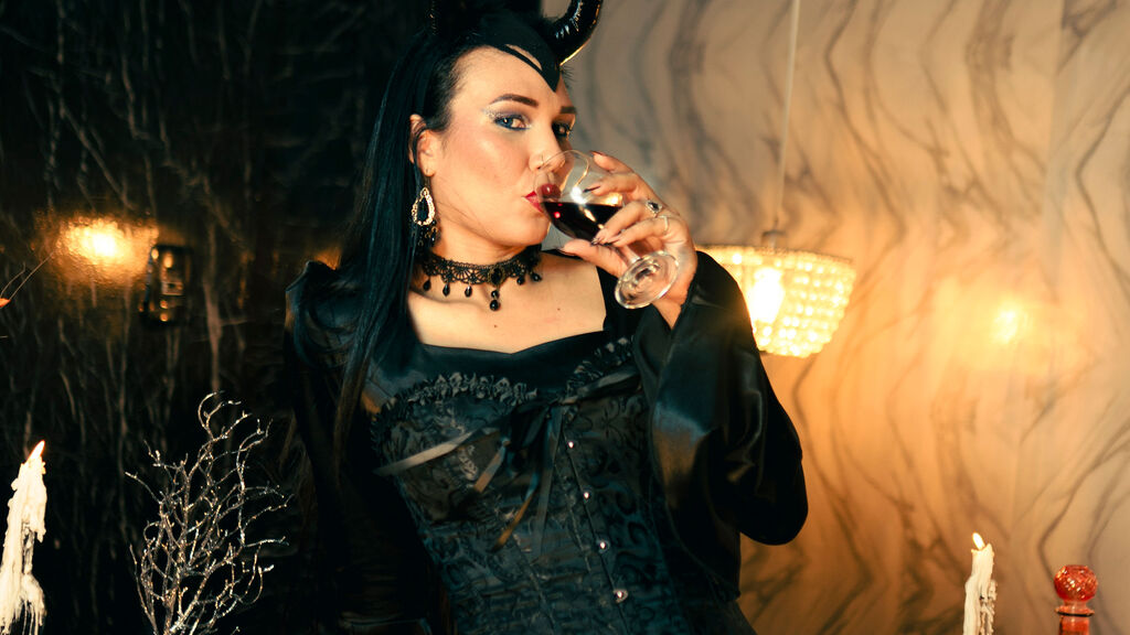 NicMiss live cam model at LiveJasmin