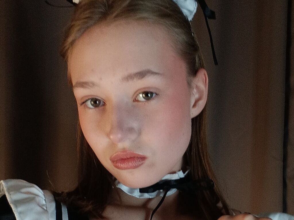 EvelinaMoorina show thumbnail