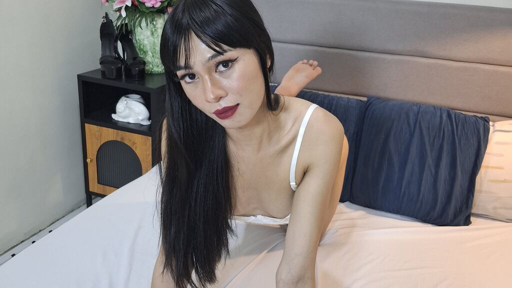 HartZia live cam model at LiveJasmin