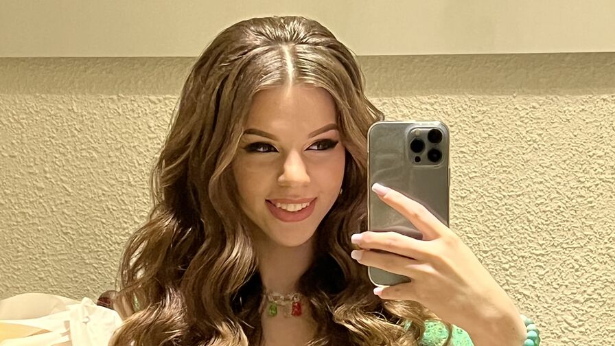 LeonaAlford Live Sex Chat at Educate My