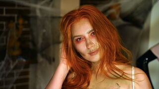 Free Nude AliceAlisons