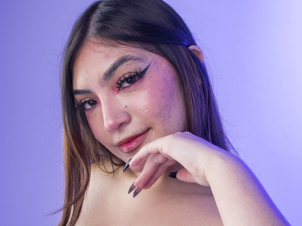 LunaRosse adult webcam profile picture