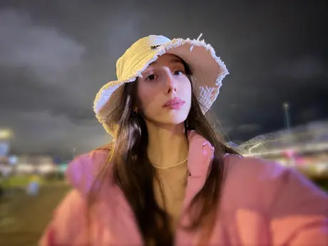 Chat with AmyWhy