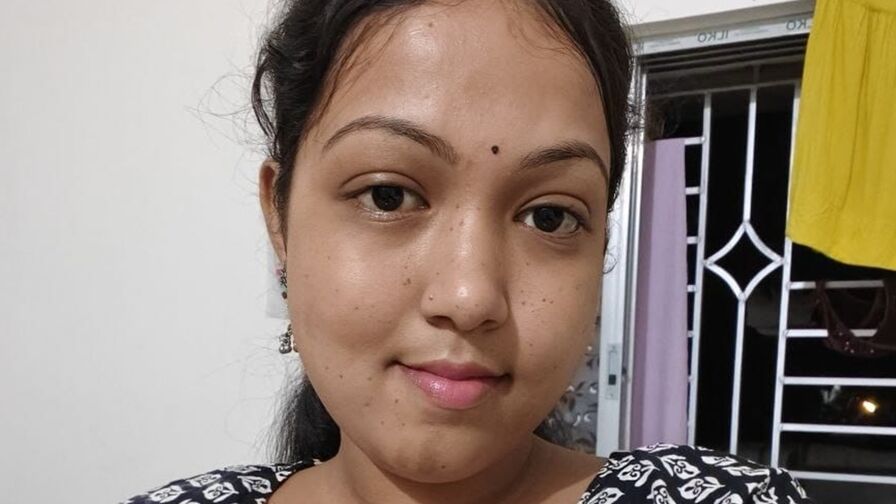 Engage with TrishaSaha Live