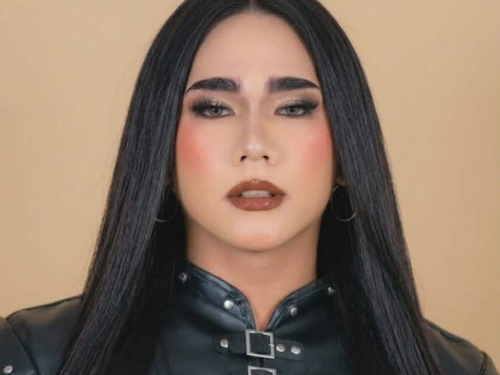 JessieFamurri transgender live stream profile