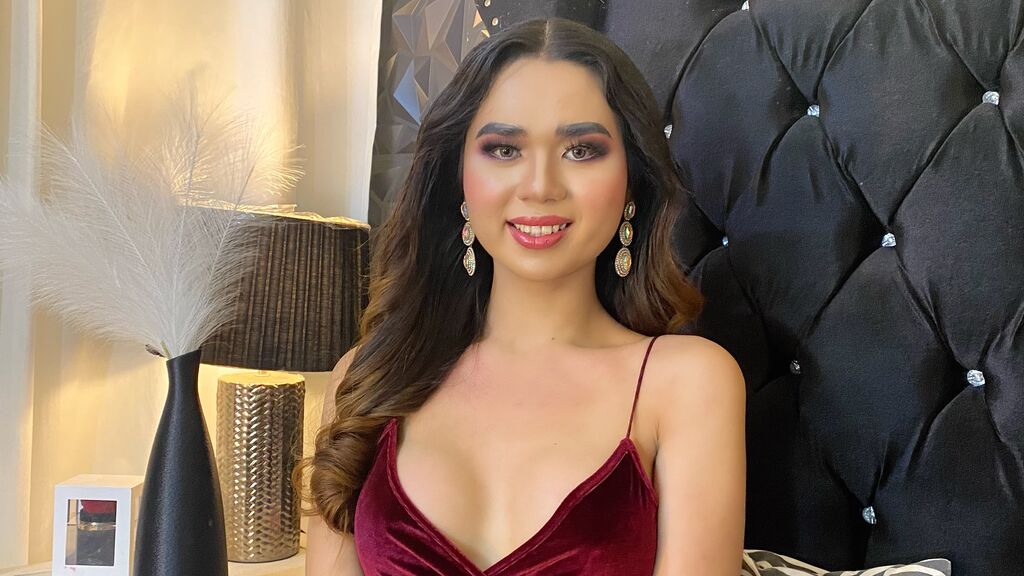LucyAlcantara cover