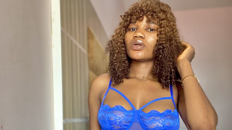 Watch DanielMercy live on Cam Plug