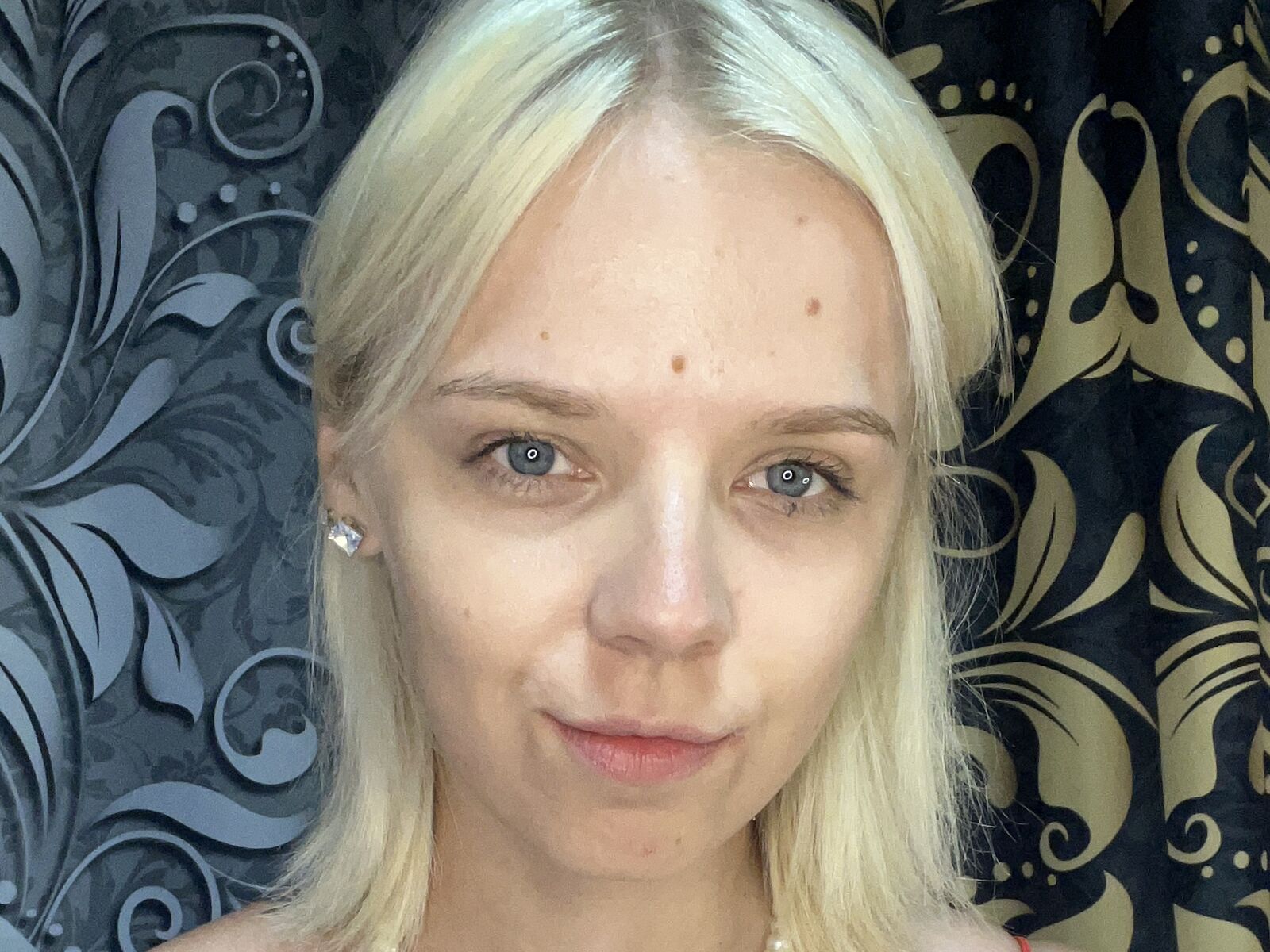 Live cam for SophiaKims