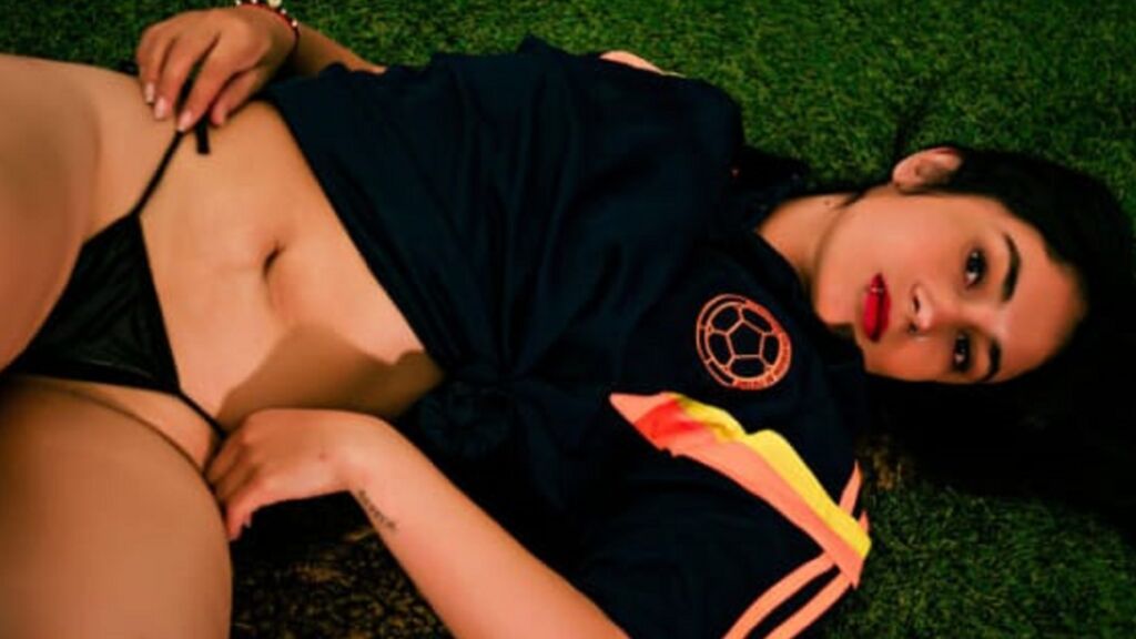  online at GirlsOfJasmin