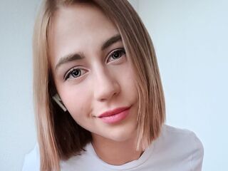 Webcam model VeronaEves from Web Night Cam