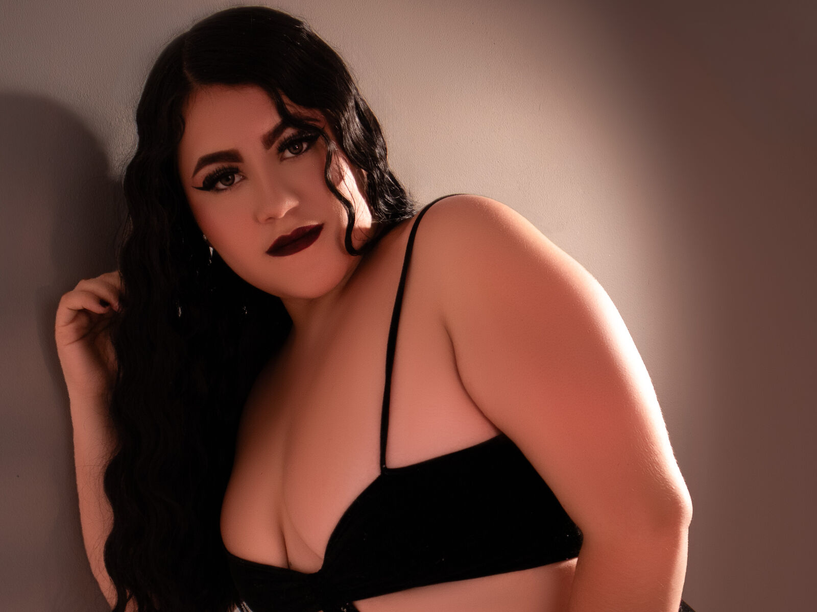 Live cam for ArieWilde