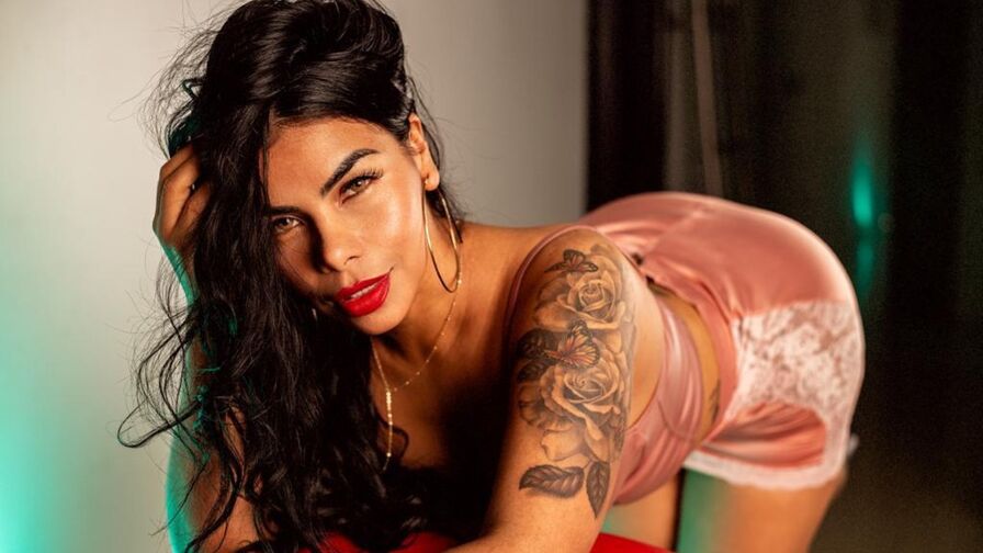 Record Nude GinaTason