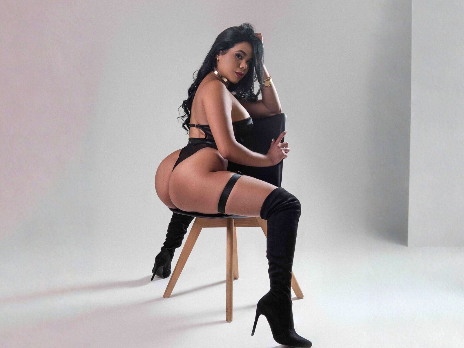 Live cam for AliciaHanks