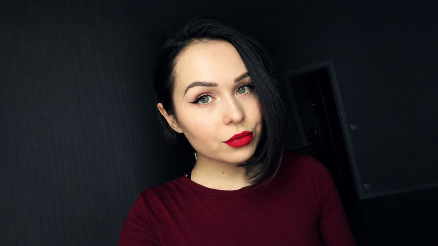 Live Sex Chat with MiraCurtiz