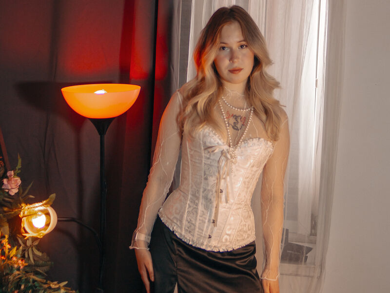 LanaRoselle