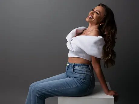 Chat with KaylinWhite