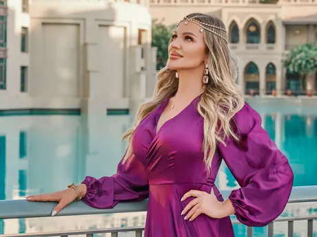 Chat with KaylinWhite