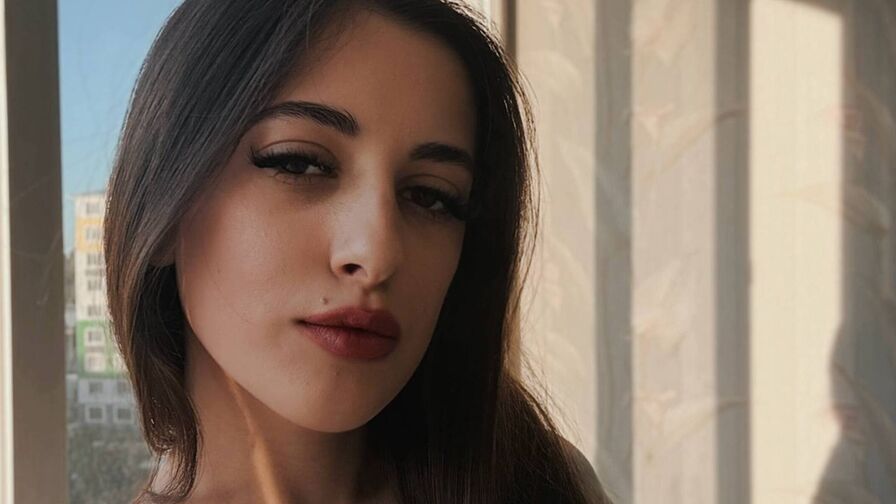 DanyellFortuna Live Sex Chat at Educate My