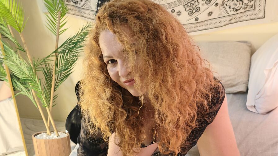 Watch MonicaMorena live on Amateur Porn