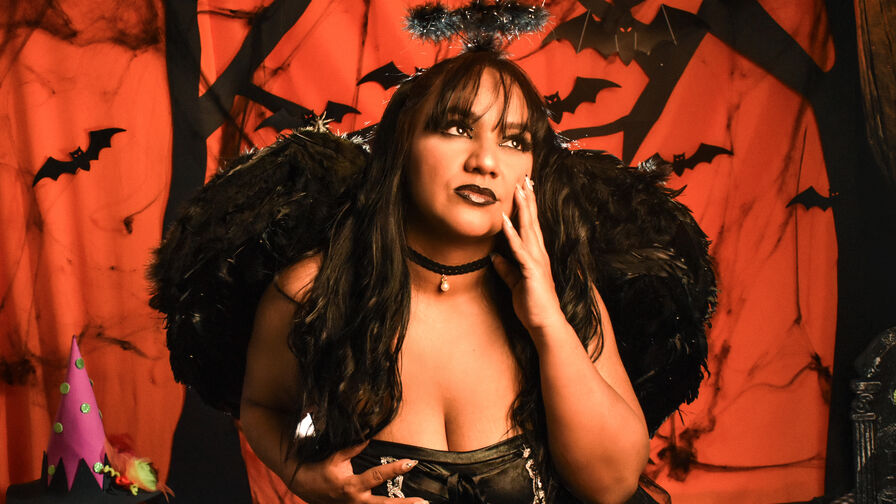 Watch EvaChastens live on Useporn