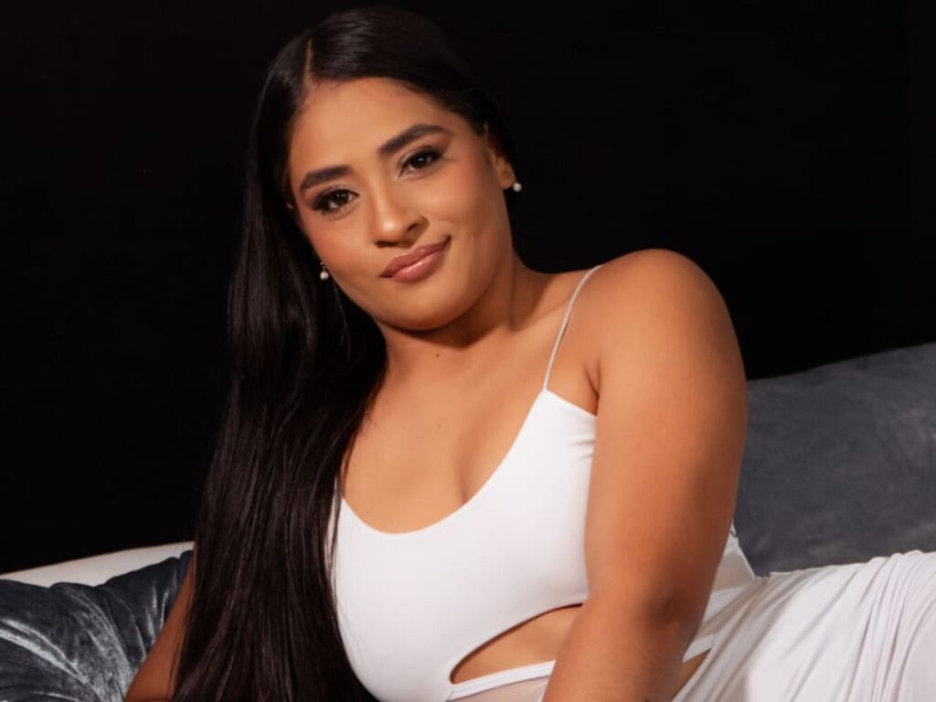 webcam model LaylaCanan from Web Night Cam webcam model LaylaCanan from Web Night Cam