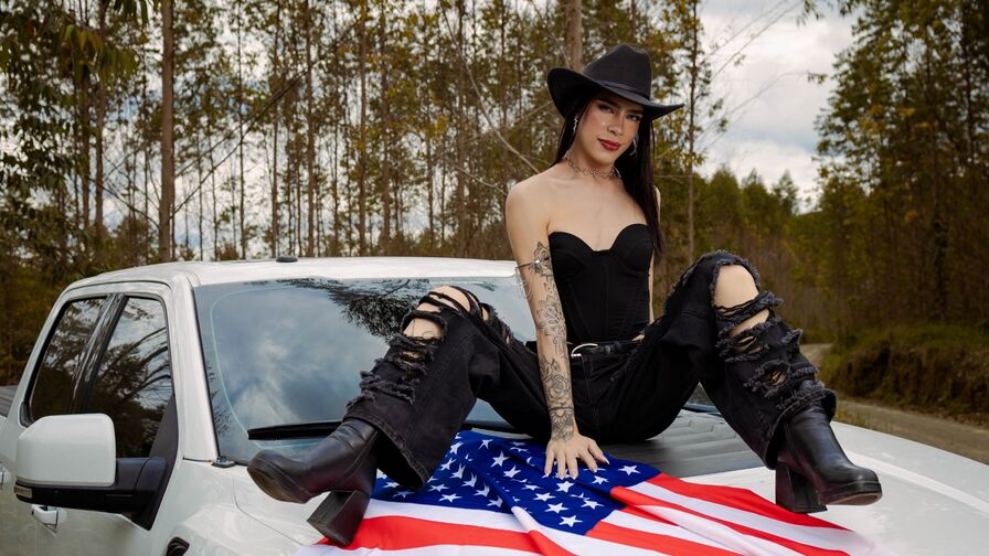 Watch AndreaHolbrook live on Free Erotic Fantasy