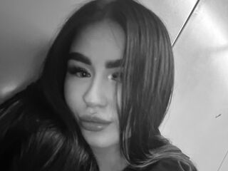 YevetteStreeper Porn Show