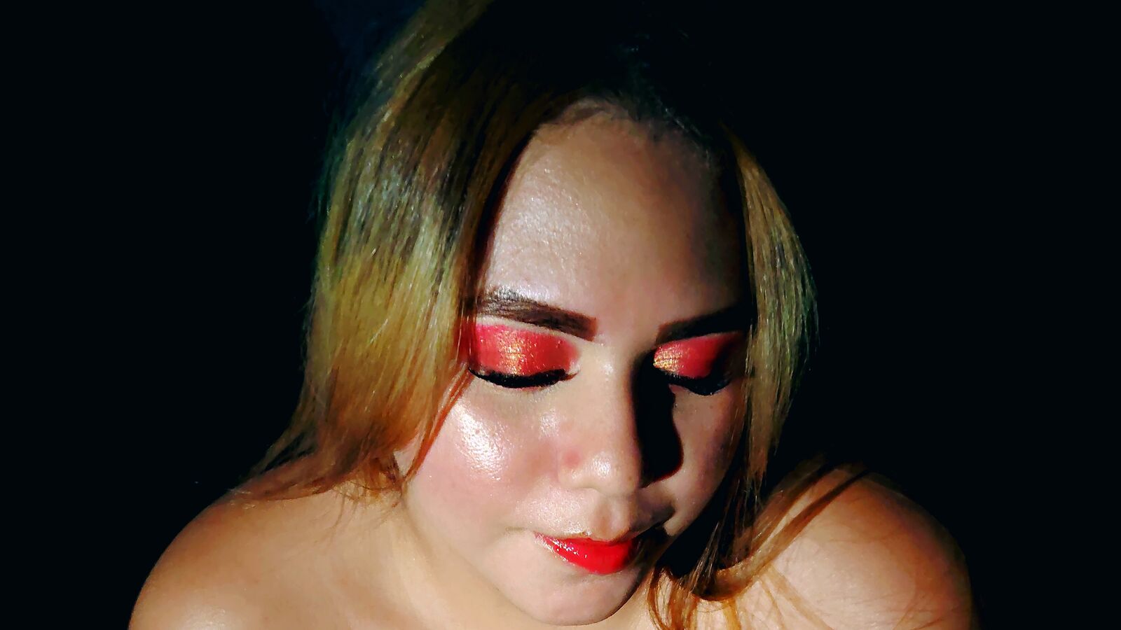 CloeGrecoo erotic portrait