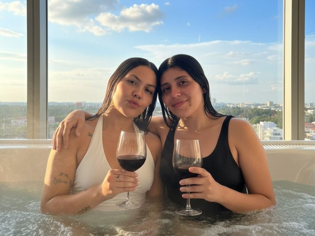 AlanaAndChaira