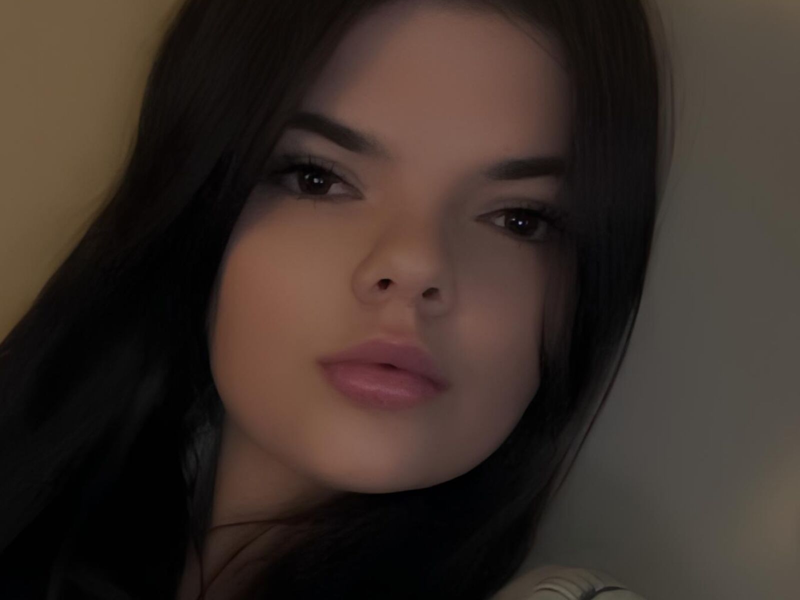 Live cam for SelinaWimbs