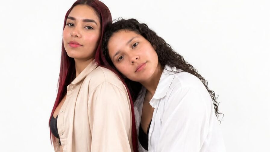 Free Naked LindaAndSonya