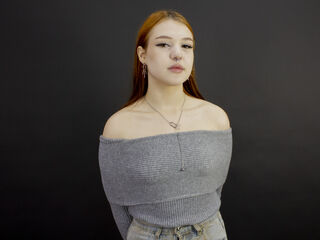 JulieVail]