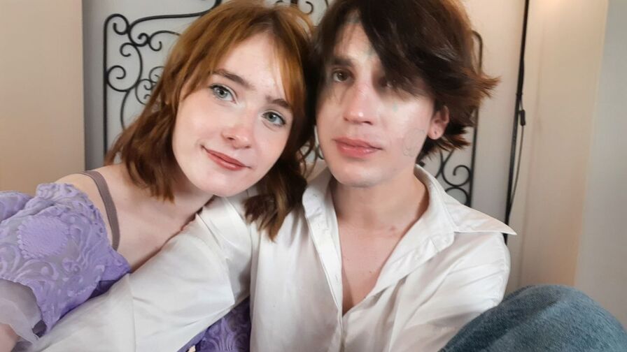 Watch DannyAndMandy live on Free Erotic Fantasy
