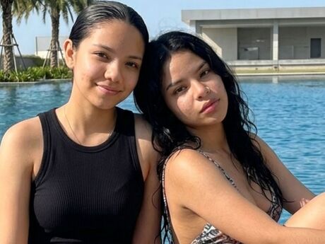 Chat with BrendaAndLina