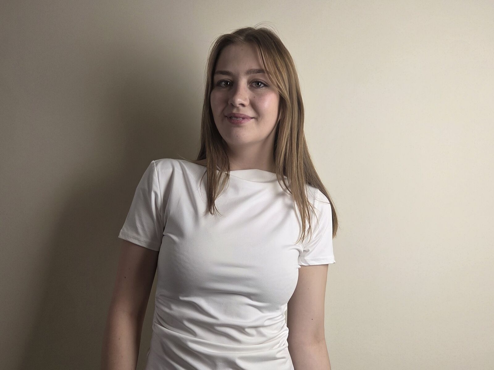 Live cam for TeresiaCaspi