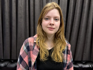 xxx chatroom MellaEssen