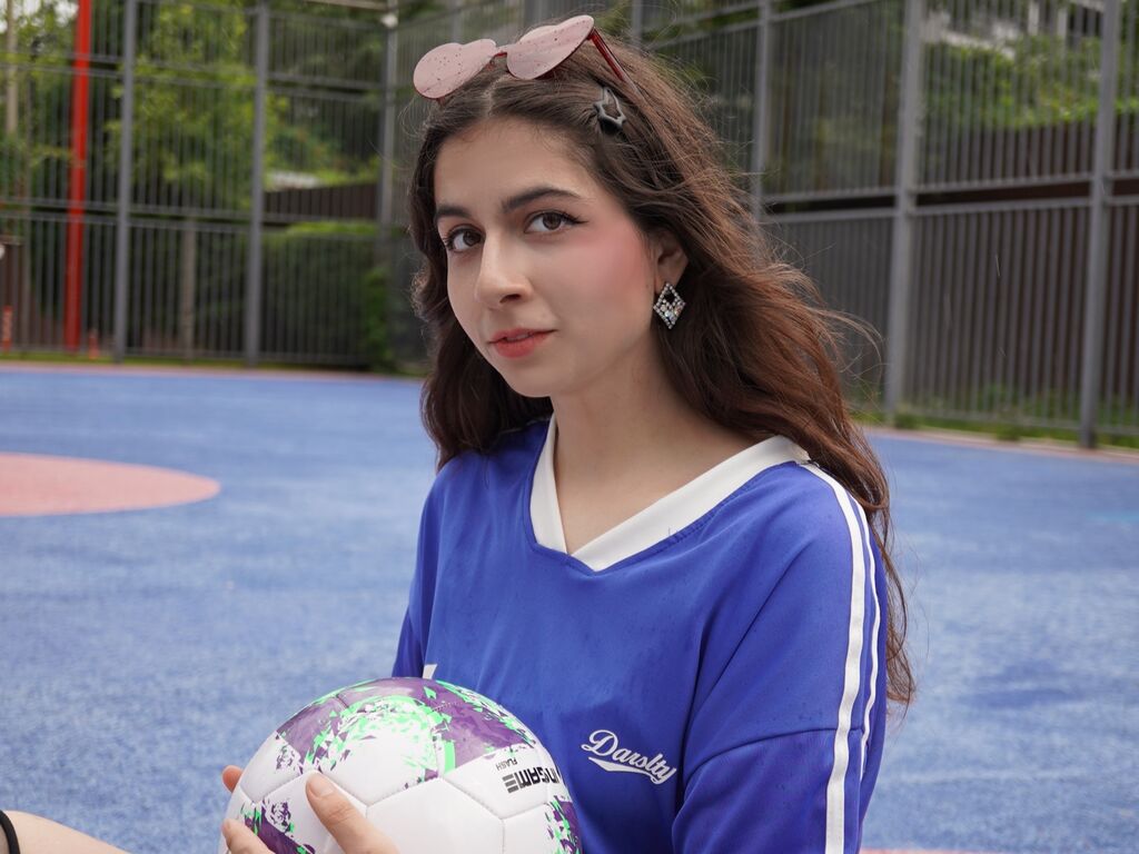 AdrianaCline Profile Image
