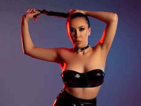 Chat with JasminnLee