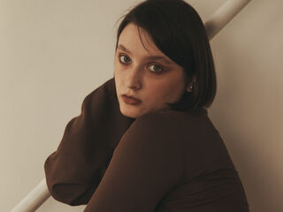 free nude chat room MaryGobon