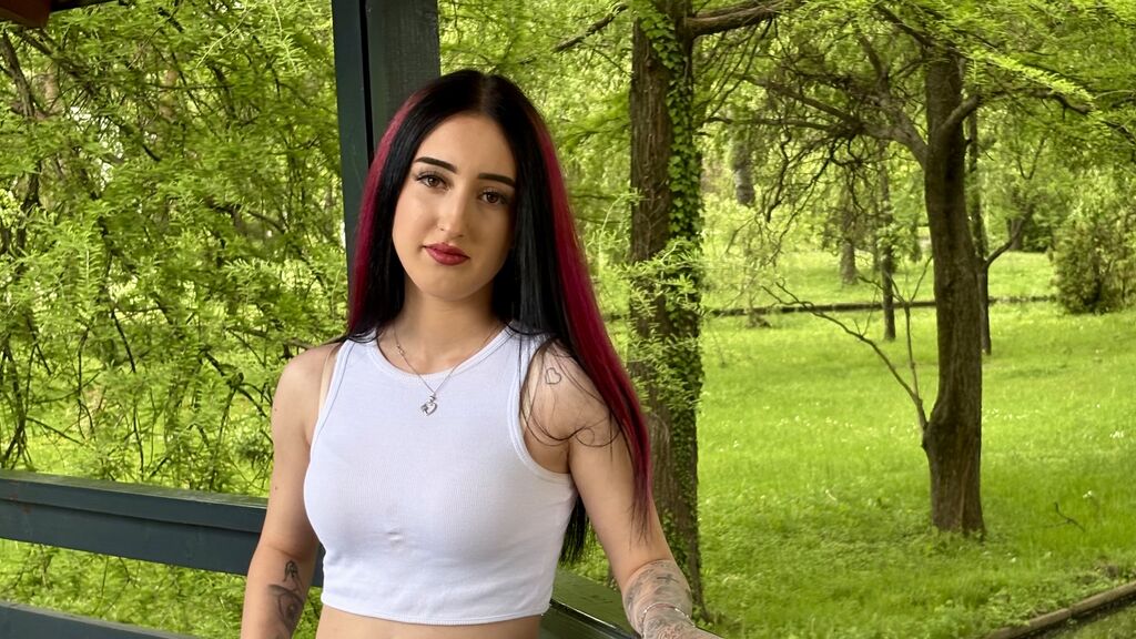 AlenaEla online on GirlsOfJasmin