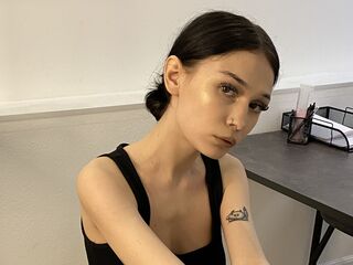 Webcam model TaliaHicks from LiveJasmin