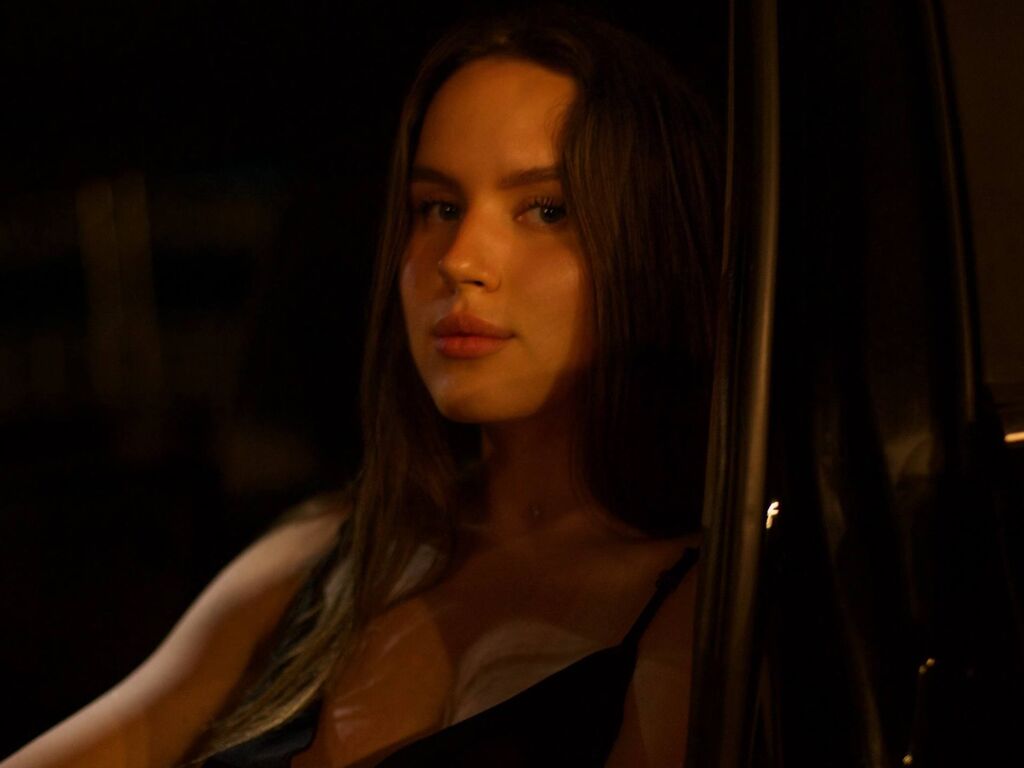 EvelinStower Profile Image