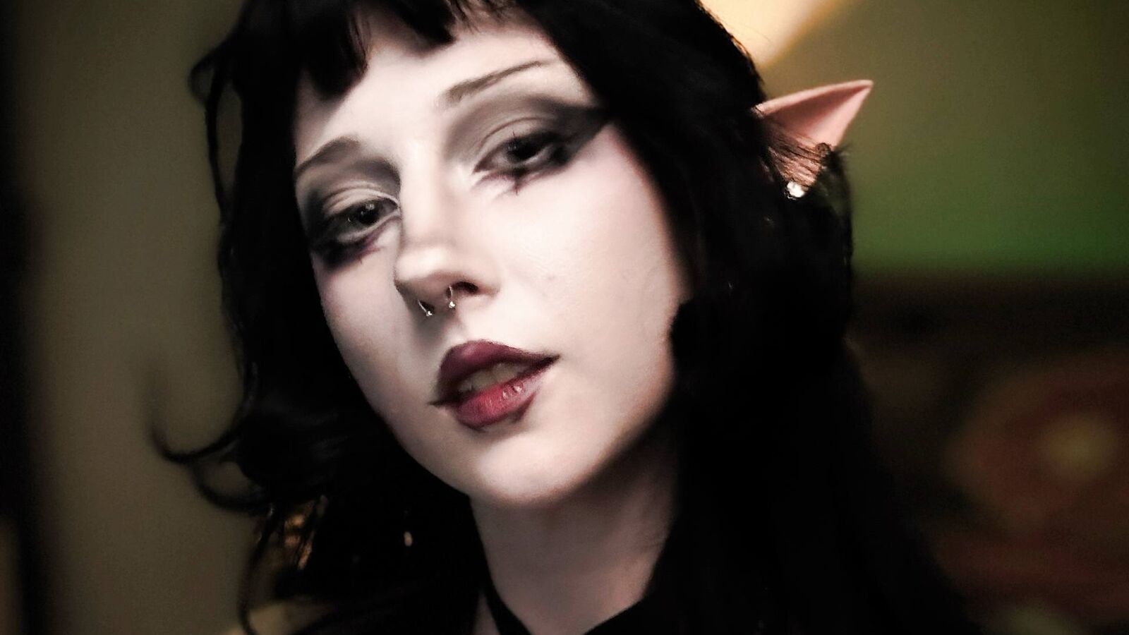 EmmaPeter erotic portrait