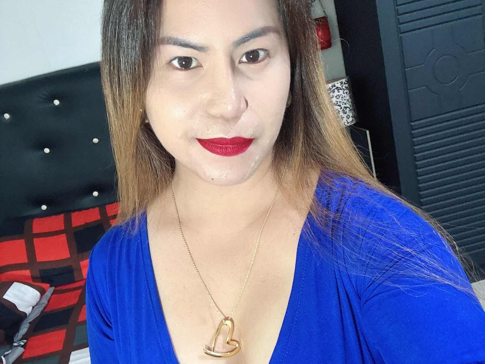 Live cam for KiarraJones