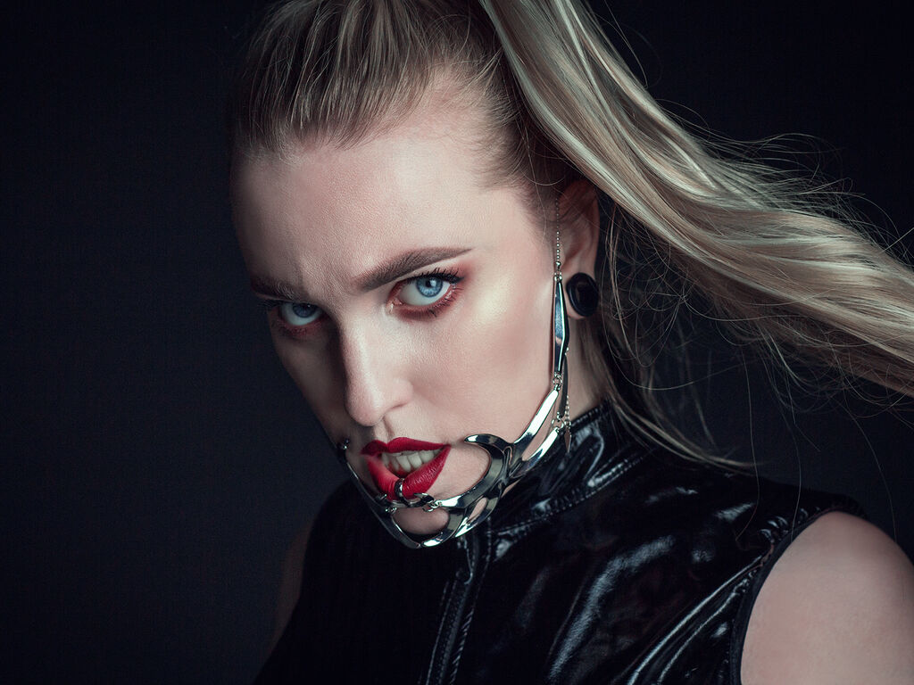 UrsullaMorrigan Nackt