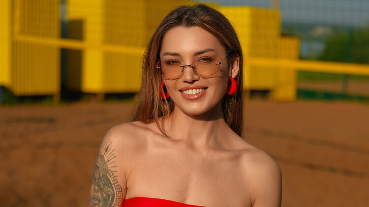 KatieSue live webcam show