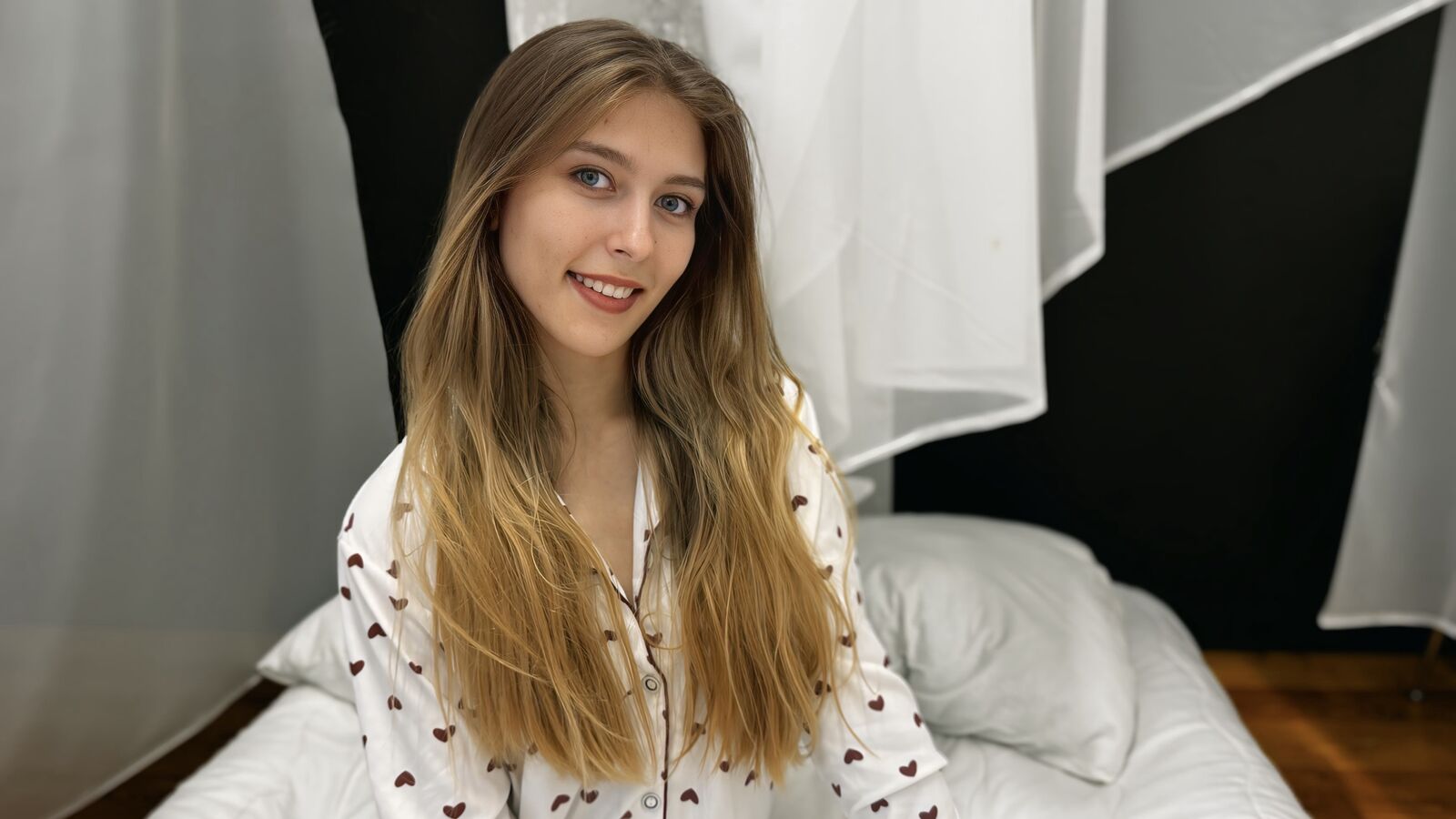 AlisaWonder erotic portrait