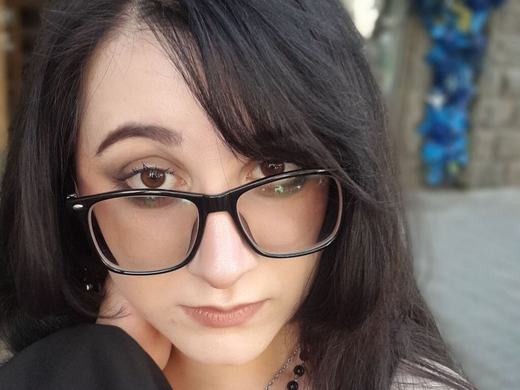 AmberlyPerri age 18