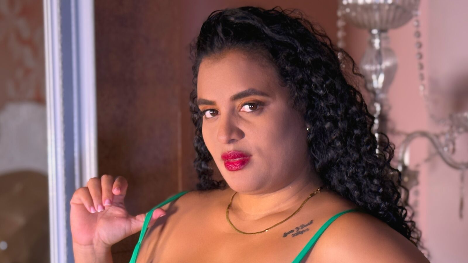 DeborahJhons erotic portrait
