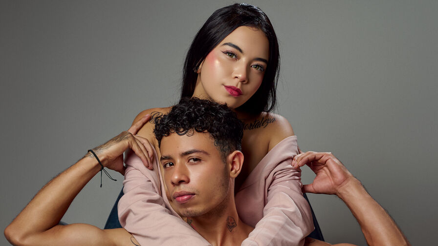 Watch OwenAndVioletha live on Free Erotic Fantasy